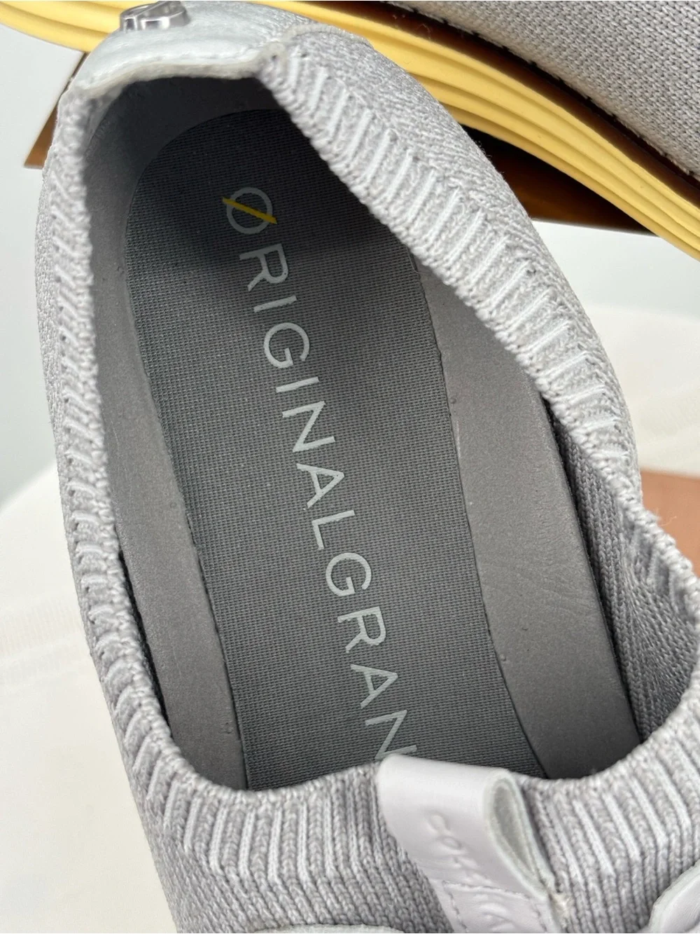 Cole Haan OriginalGrand Knit Sneakers Gray & Silver Women’s Size 8.5